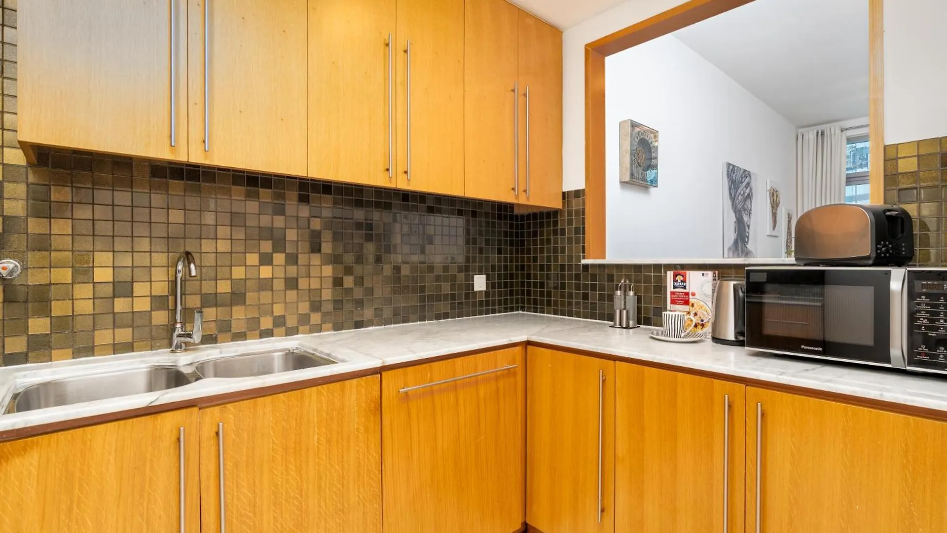 Vacay Lettings - 1 Bhk - Iris Blue Dubai Marina Apartment