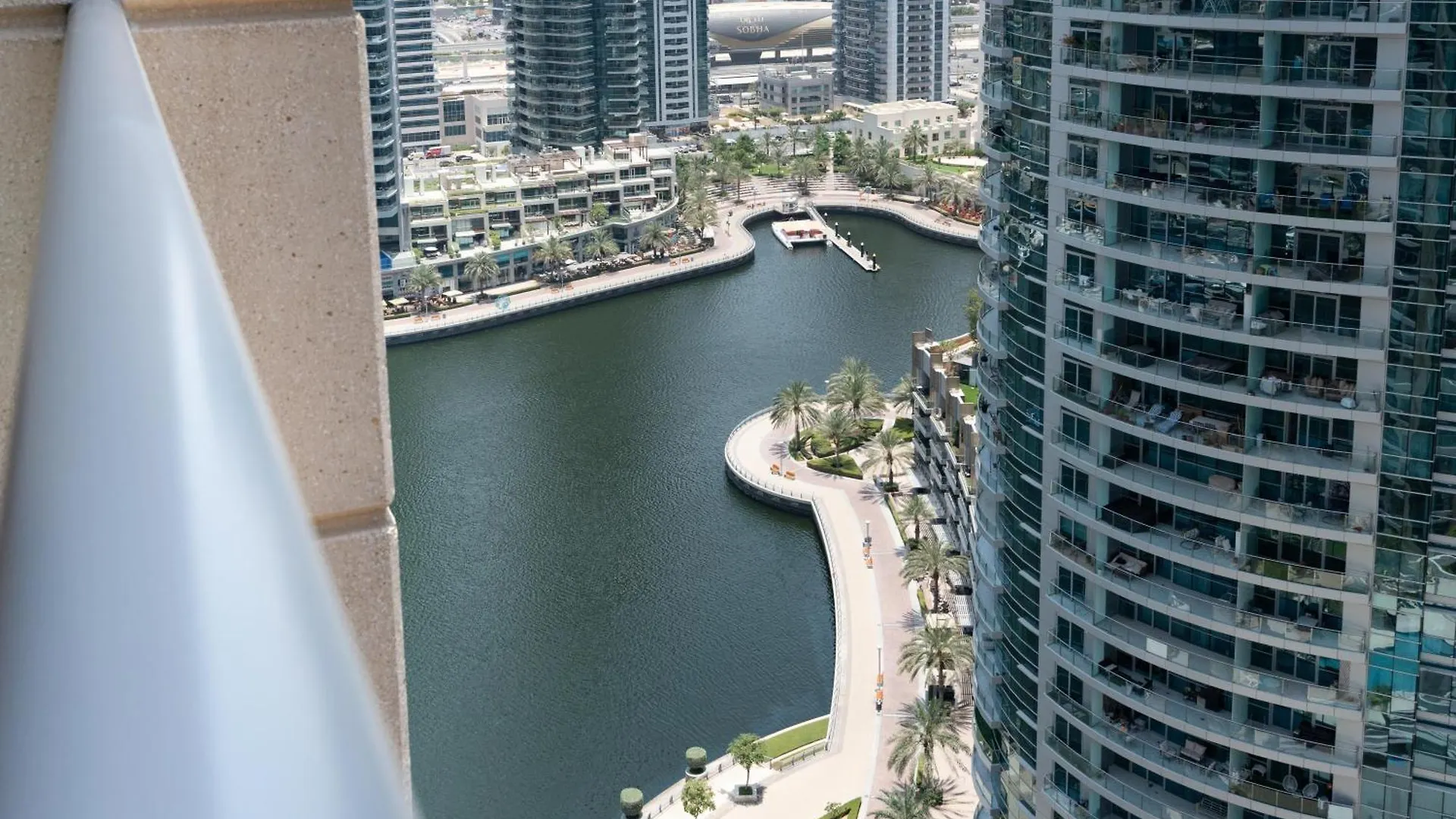 Vacay Lettings - 1 Bhk - Iris Blue Dubai Marina Apartment