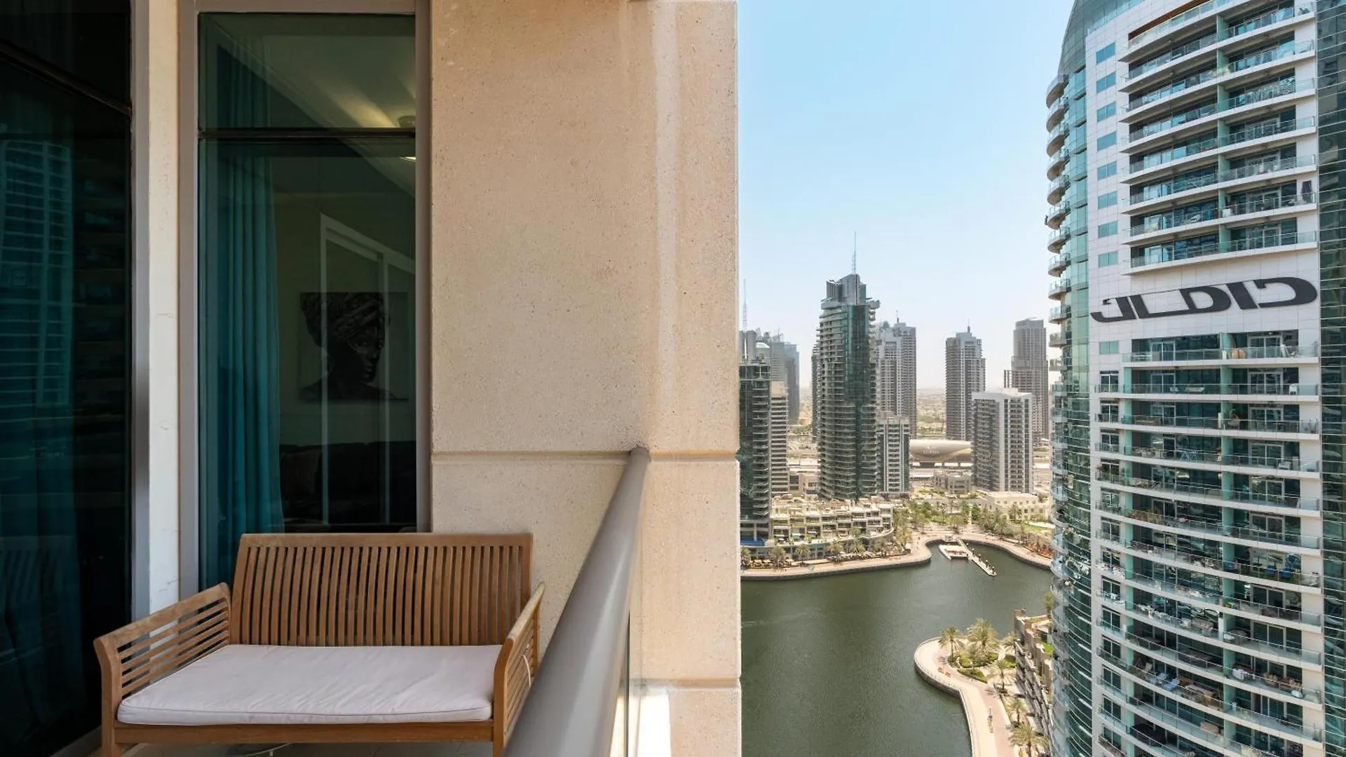 Vacay Lettings - 1 Bhk - Iris Blue Dubai Marina Apartment