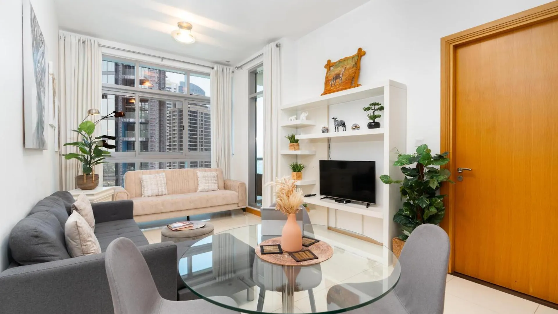 Vacay Lettings - 1 Bhk - Iris Blue Dubai Marina Apartment United Arab Emirates