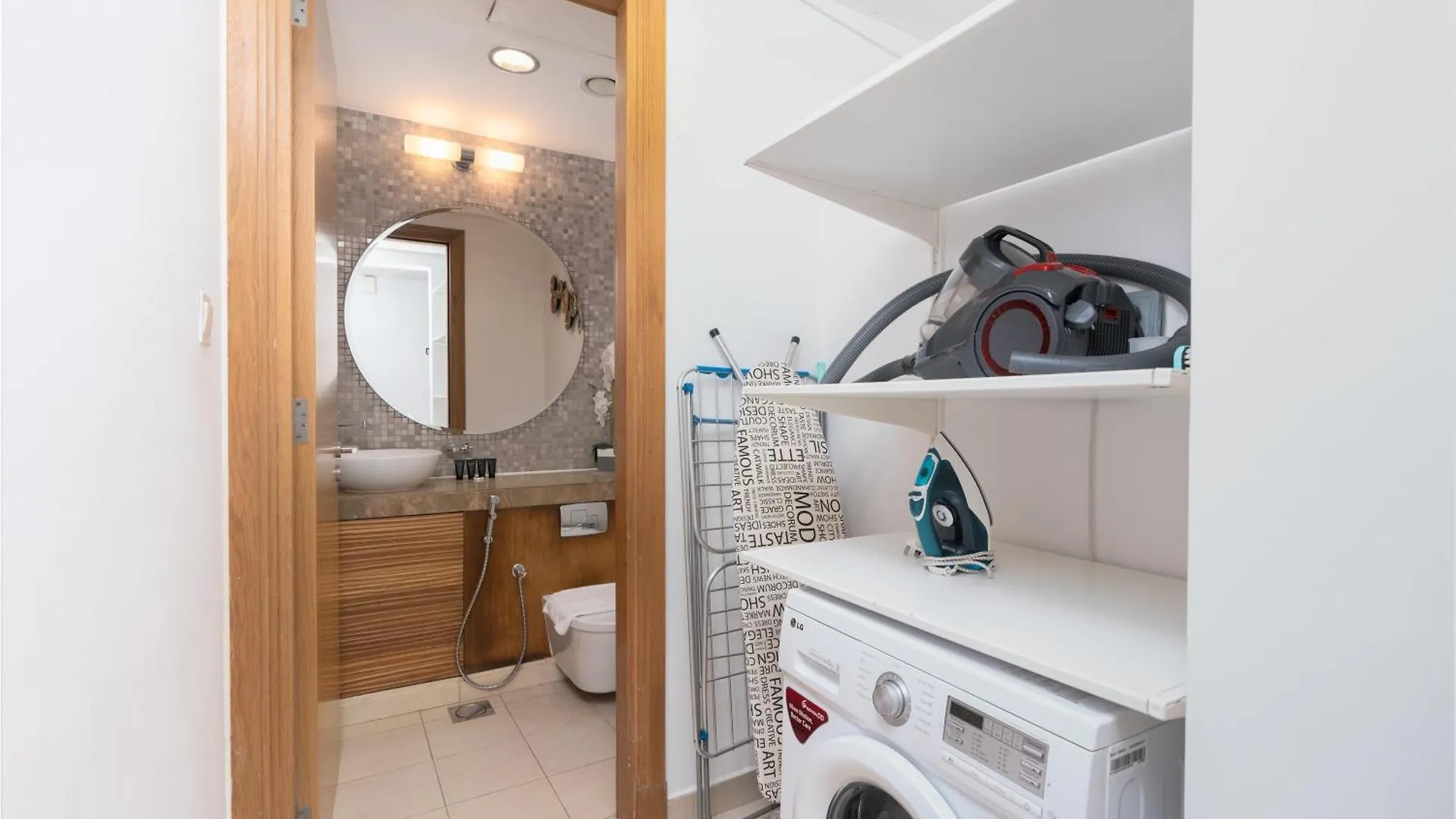 Vacay Lettings - 1 Bhk - Iris Blue Dubai Marina Apartment