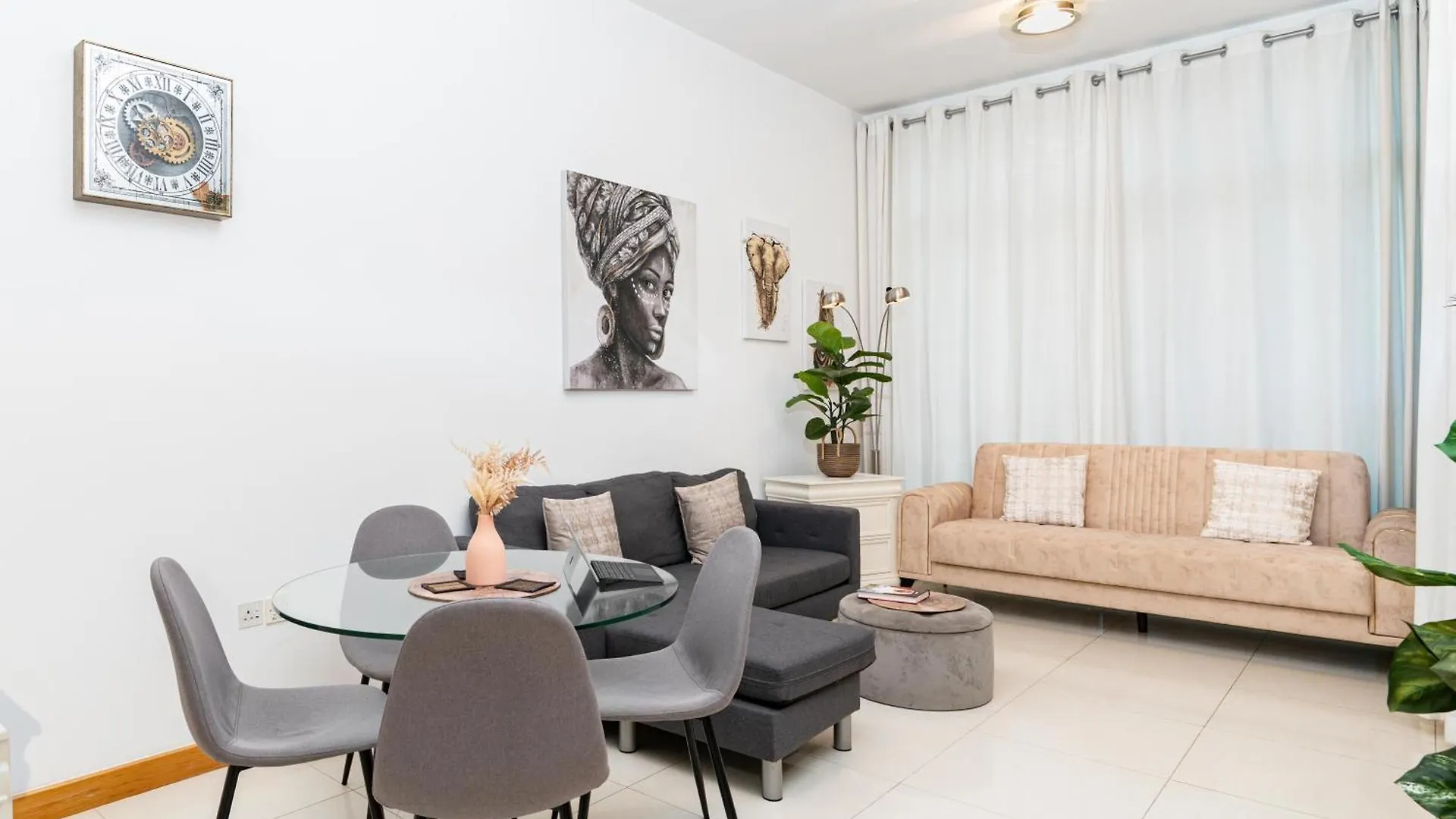 Vacay Lettings - 1 Bhk - Iris Blue Dubai Marina Apartment