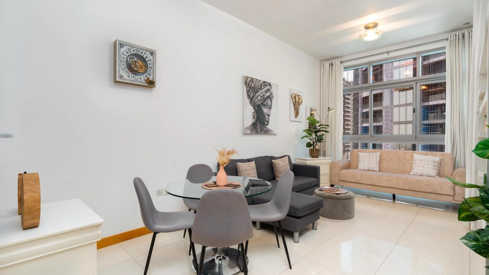 Vacay Lettings - 1 Bhk - Iris Blue Dubai Marina Apartment